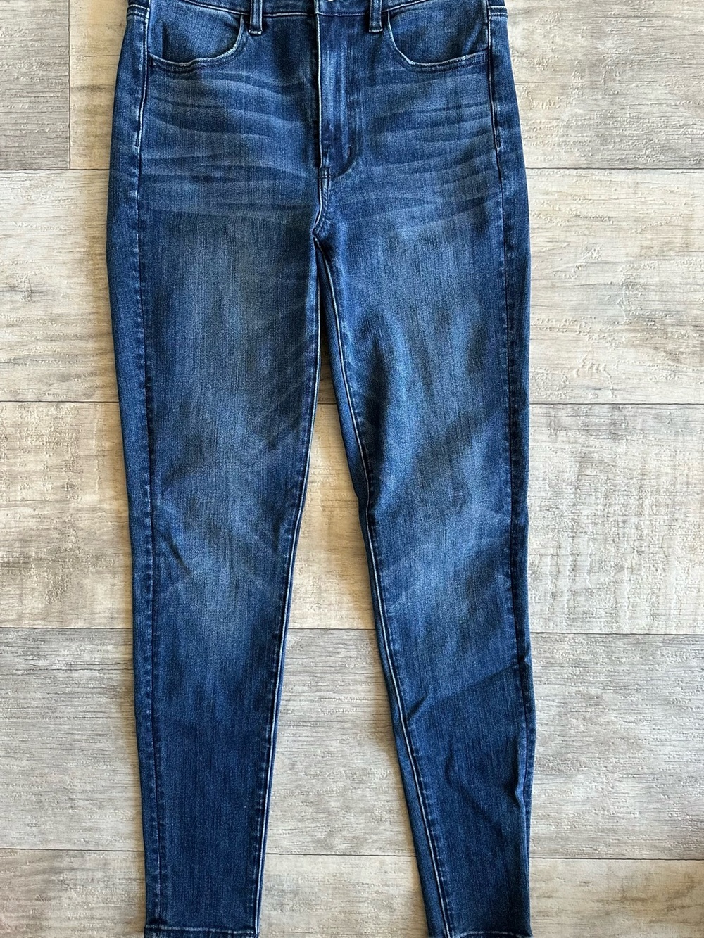 American Eagle Super Hi-Rise Jegging Dark Wash Size 4